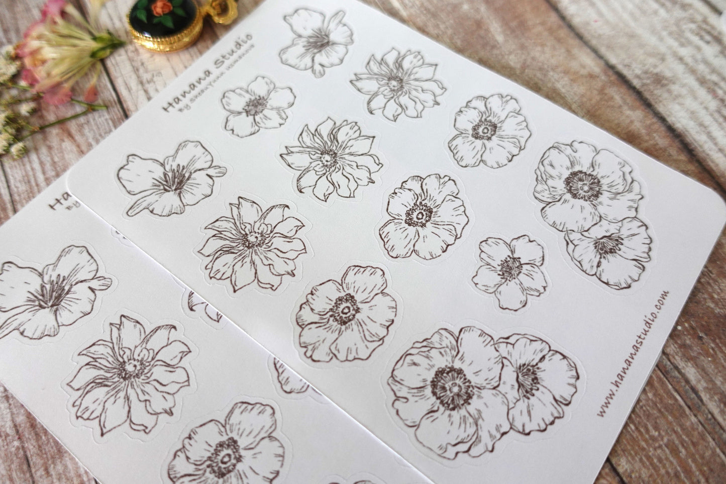 Minimalist Flower Sticker